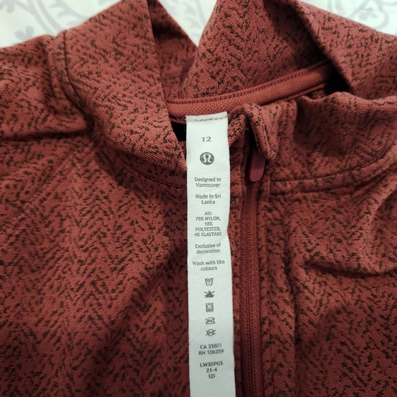 Rest Less Cropped Half Zip - Picture 4 of 5